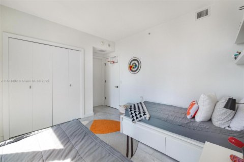 Купить кондоминиум в Майами, Флорида 3 спальни, 152.92м2, № 2005328 - фото 24