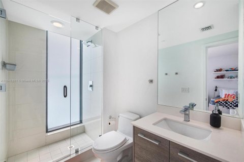 Купить кондоминиум в Майами, Флорида 3 спальни, 152.92м2, № 2005328 - фото 25