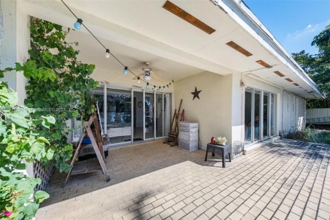 Land in Miami, Florida № 1973856 - photo 6