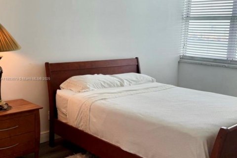 Купить кондоминиум в Майами, Флорида 2 спальни, 98.94м2, № 1864806 - фото 6