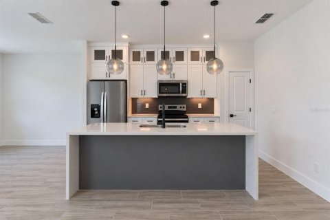 Villa ou maison à vendre à Arcadia, Floride: 4 chambres, 179.39 m2 № 2418921 - photo 12