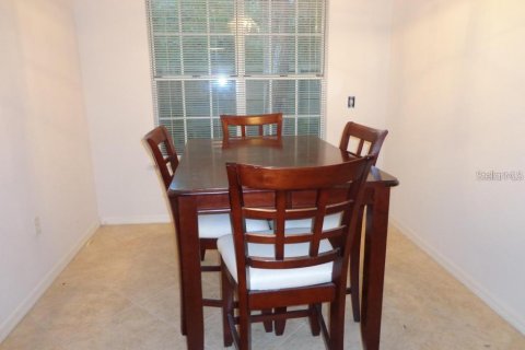 Villa ou maison à louer à Gainesville, Floride: 2 chambres, 102.47 m2 № 2390757 - photo 5