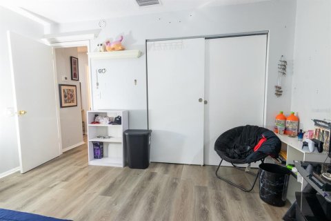 Propiedad comercial en venta en Sarasota, Florida, 4 dormitorios, 144 m2 № 1564843 - foto 9