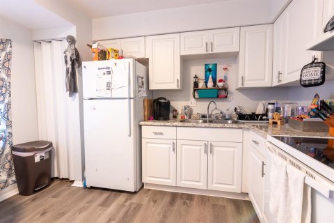 Propiedad comercial en venta en Sarasota, Florida, 4 dormitorios, 144 m2 № 1564843 - foto 2