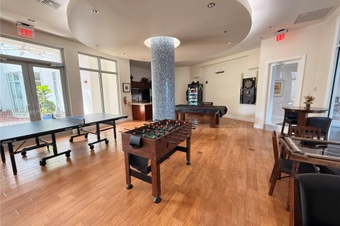 Condo in Hollywood, Florida, 1 bedroom  № 2040460 - photo 30