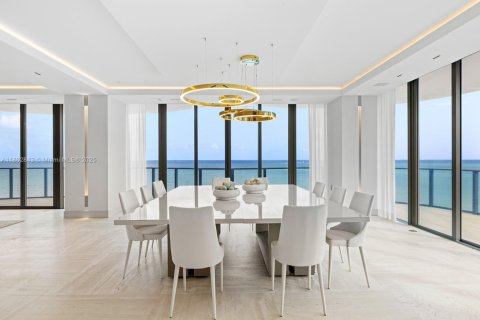 Condo in Sunny Isles Beach, Florida, 4 bedrooms  № 1891352 - photo 3