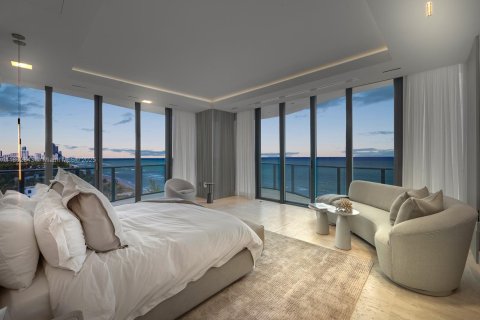 Condo in Sunny Isles Beach, Florida, 4 bedrooms  № 1891352 - photo 22