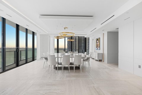Condo in Sunny Isles Beach, Florida, 4 bedrooms  № 1891352 - photo 19