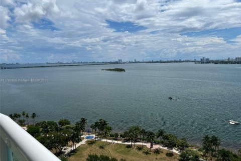Copropriété à vendre à Miami, Floride: 3 chambres, 203.36 m2 № 1573167 - photo 12
