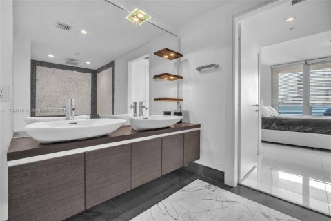 Copropriété à vendre à Miami, Floride: 1 chambre, 76.37 m2 № 2178441 - photo 10