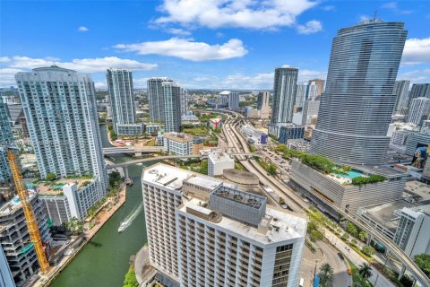 Copropriété à vendre à Miami, Floride: 1 chambre, 76.37 m2 № 2178441 - photo 18