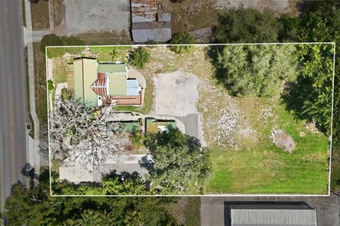 Propiedad comercial en venta en Minneola, Florida, 175.77 m2 № 2304772 - foto 4