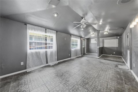 Propiedad comercial en venta en Minneola, Florida, 175.77 m2 № 2304772 - foto 28