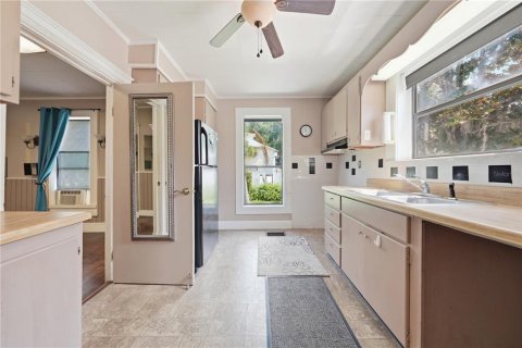 Propiedad comercial en venta en Minneola, Florida, 175.77 m2 № 2304772 - foto 14