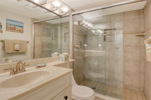 Copropriété à vendre à Sarasota, Floride: 2 chambres, 94.02 m2 № 1842312 - photo 18