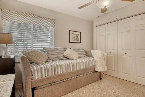 Copropriété à vendre à Sarasota, Floride: 2 chambres, 94.02 m2 № 1842312 - photo 17