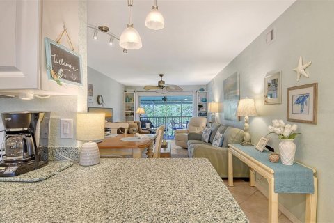 Copropriété à vendre à Sarasota, Floride: 2 chambres, 94.02 m2 № 1842312 - photo 14
