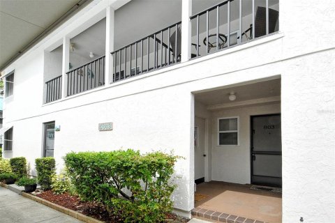 Copropriété à vendre à Sarasota, Floride: 2 chambres, 94.02 m2 № 1842312 - photo 4