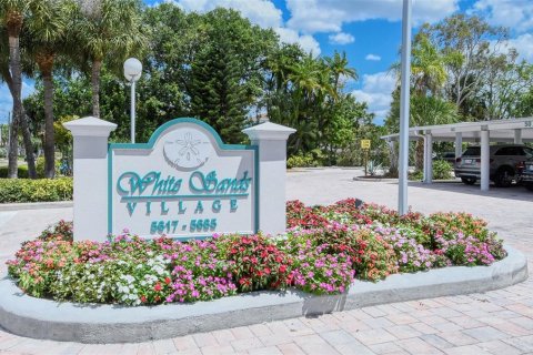 Copropriété à vendre à Sarasota, Floride: 2 chambres, 94.02 m2 № 1842312 - photo 1
