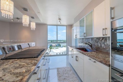 Copropriété à louer à Miami Beach, Floride: 2 chambres, 92.9 m2 № 1997866 - photo 8