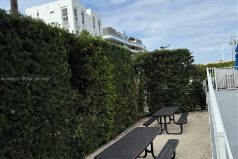 Copropriété à louer à Miami Beach, Floride: 2 chambres, 92.9 m2 № 1997866 - photo 21