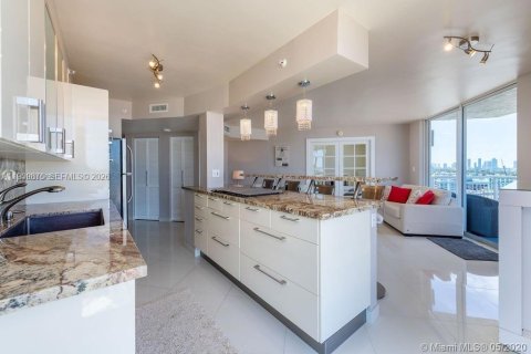 Copropriété à louer à Miami Beach, Floride: 2 chambres, 92.9 m2 № 1997866 - photo 9