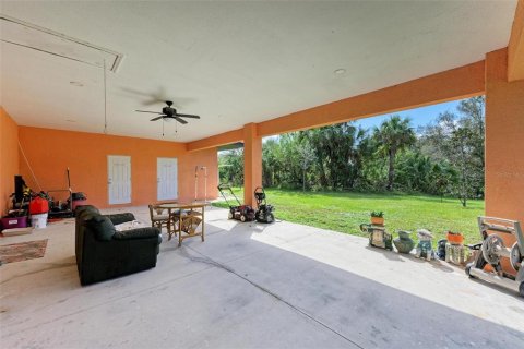 Casa en venta en Port Charlotte, Florida, 3 dormitorios, 185.8 m2 № 1449040 - foto 21
