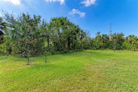 Casa en venta en Port Charlotte, Florida, 3 dormitorios, 185.8 m2 № 1449040 - foto 25