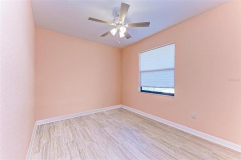 Casa en venta en Port Charlotte, Florida, 3 dormitorios, 185.8 m2 № 1449040 - foto 19