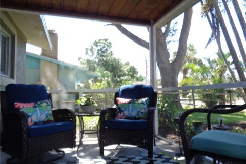 House in Sarasota, Florida 3 bedrooms, 103.31 sq.m. № 1844589 - photo 4