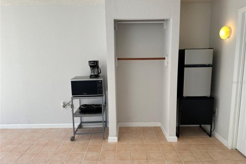 Купить кондоминиум в Орландо, Флорида 4 комнаты, 32.61м2, № 2228335 - фото 6