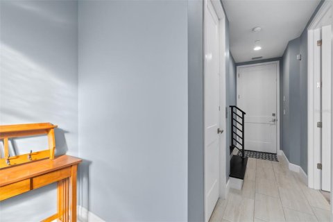 Купить кондоминиум в Уинтер-Гарден, Флорида 5 комнат, 188.59м2, № 2229481 - фото 4