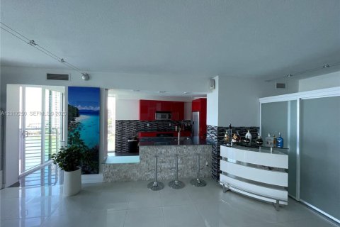 Купить кондоминиум в Майами, Флорида 3 спальни, 166.48м2, № 2190346 - фото 15