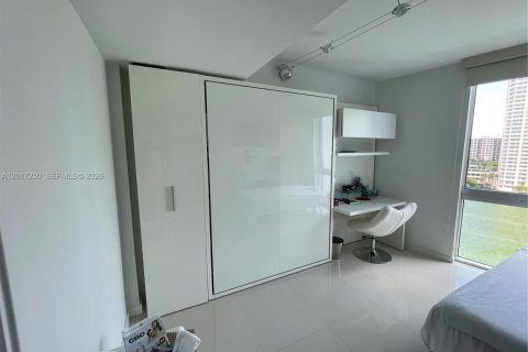 Купить кондоминиум в Майами, Флорида 3 спальни, 166.48м2, № 2190346 - фото 11