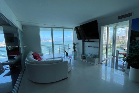 Купить кондоминиум в Майами, Флорида 3 спальни, 166.48м2, № 2190346 - фото 20