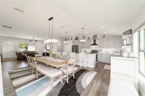 Casa en venta en Ocala, Florida, 4 dormitorios, 221.85 m2 № 1723627 - foto 10