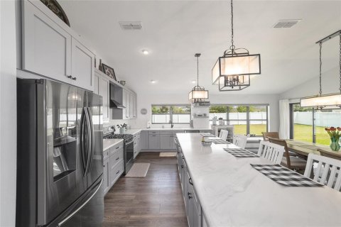 Casa en venta en Ocala, Florida, 4 dormitorios, 221.85 m2 № 1723627 - foto 9