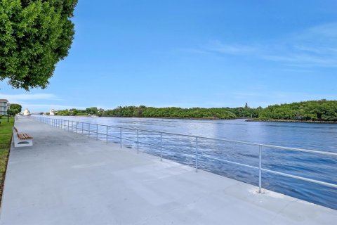Condominio en Boynton Beach, Florida, 1 dormitorio № 2270516