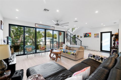 Casa en venta en Key Largo, Florida, 3 dormitorios № 1984683 - foto 22