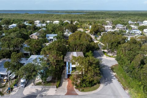Casa en venta en Key Largo, Florida, 3 dormitorios № 1984683 - foto 3