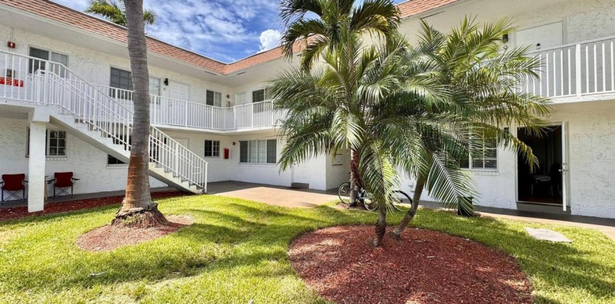 Apartamento en Pompano Beach, Florida 1 dormitorio, 83.61 m2 № 2405984