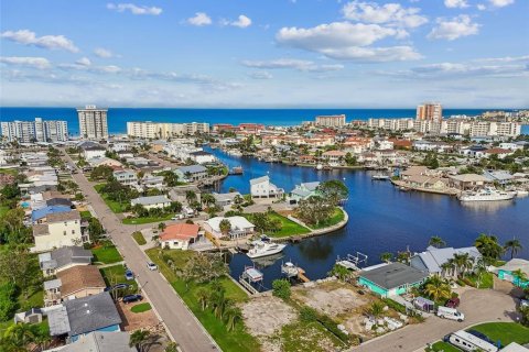 Купить земельный участок в Редингтон-Шорс, Флорида № 1913631 - фото 9