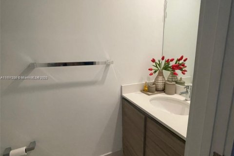 Condominio en alquiler en Miami, Florida, 1 dormitorio, 57.69 m2 № 1959766 - foto 9