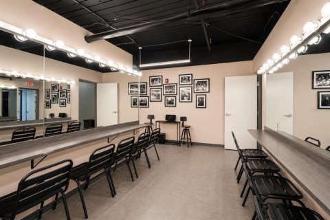 Propiedad comercial en venta en Tampa, Florida, 2023.5 m2 № 2148510 - foto 10