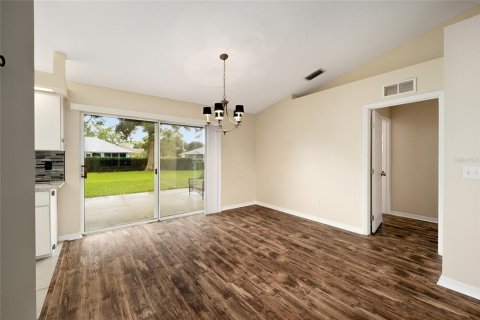 House in Ocala, Florida 3 bedrooms, 135.92 sq.m. № 1400816 - photo 15