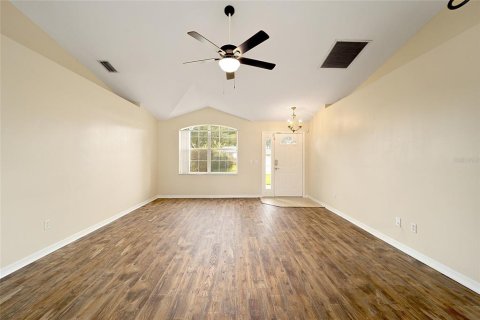 House in Ocala, Florida 3 bedrooms, 135.92 sq.m. № 1400816 - photo 13