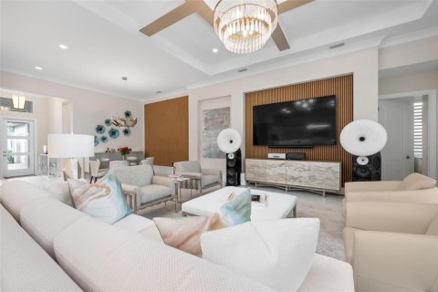 Купить виллу или дом в Сарасота, Флорида 9 комнат, 261.61м2, № 1912475 - фото 10