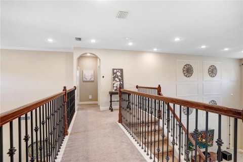 House in Wesley Chapel, Florida 5 bedrooms, 344.39 sq.m. № 1673570 - photo 9
