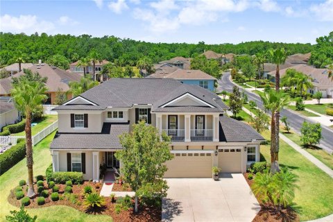 House in Wesley Chapel, Florida 5 bedrooms, 344.39 sq.m. № 1673570 - photo 1