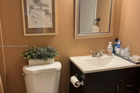 Copropriété à louer à North Miami Beach, Floride: 1 chambre, 61.13 m2 № 1925646 - photo 23
